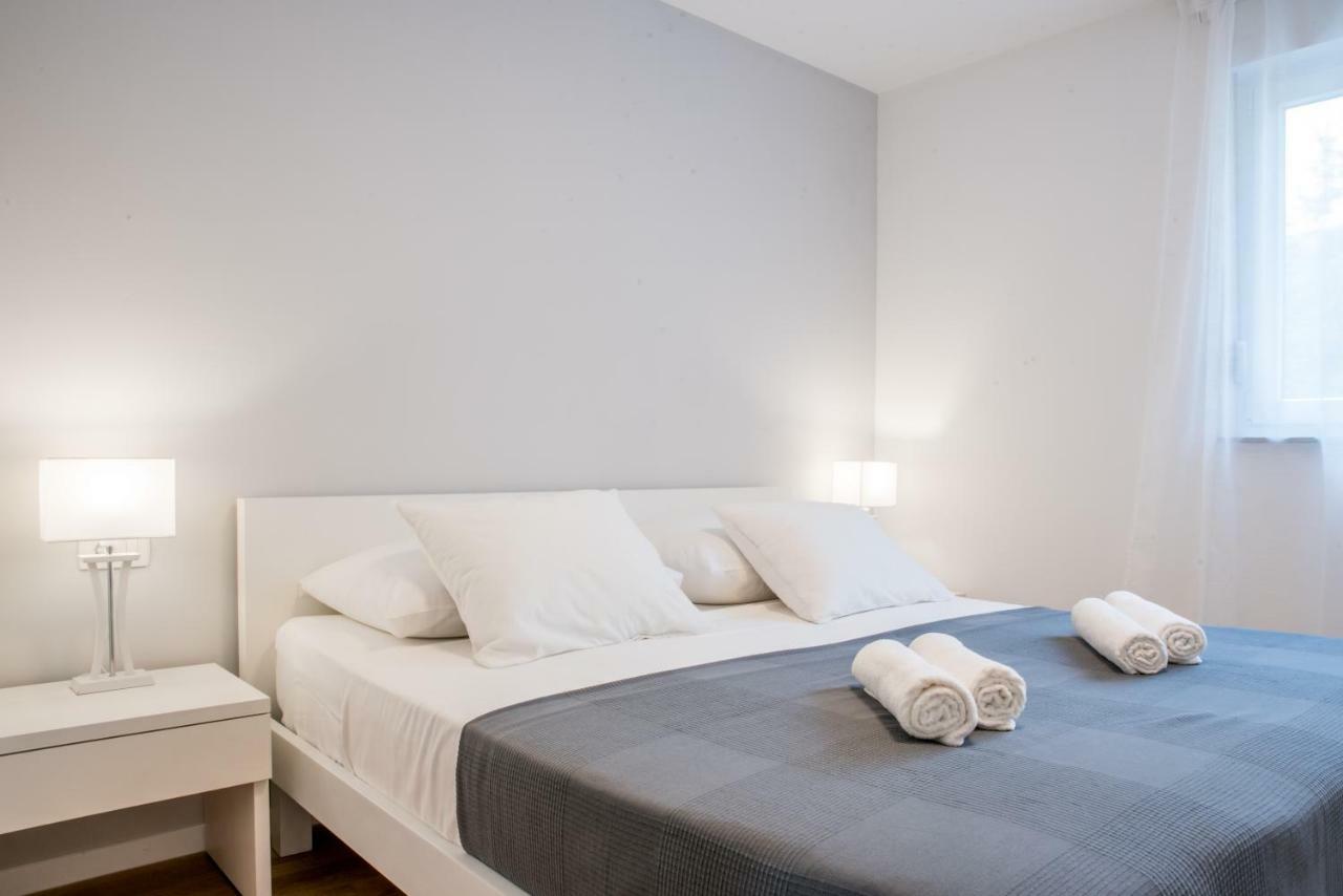 Lion'S Beach Apartment Podstrana Exterior foto